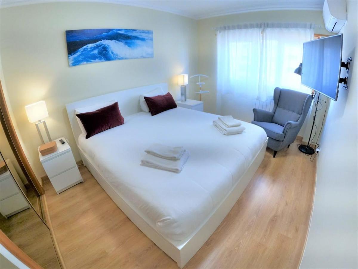 Carnaxide Modern T1 Apartment W Balcony In Carnaxide Oeiras Lisbon Eksteriør billede